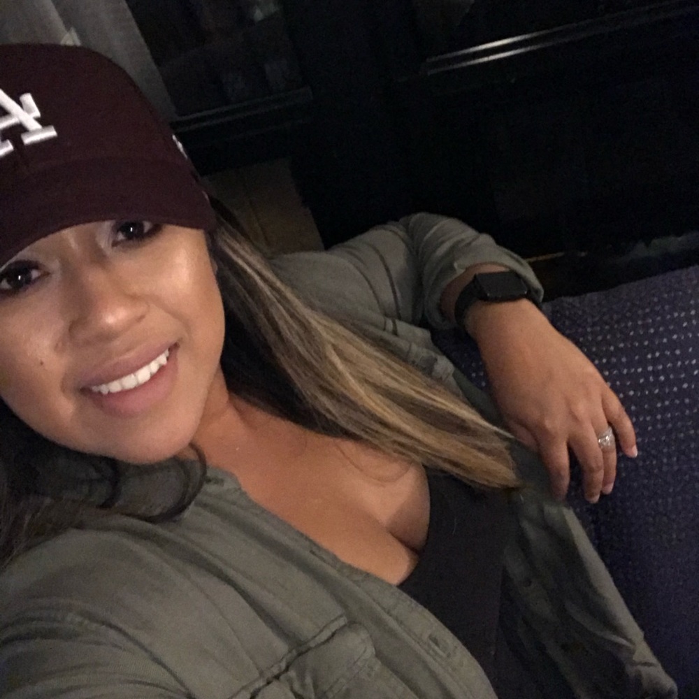 Meet your Posher, Elizabeth